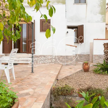 Quadri Lu Mulinu * San Teodoro (Sardinia)