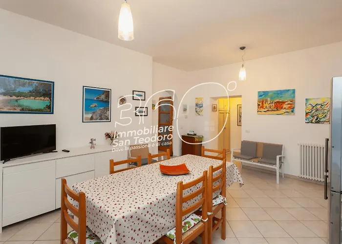 Quadri Lu Mulinu * San Teodoro (Sardinia)