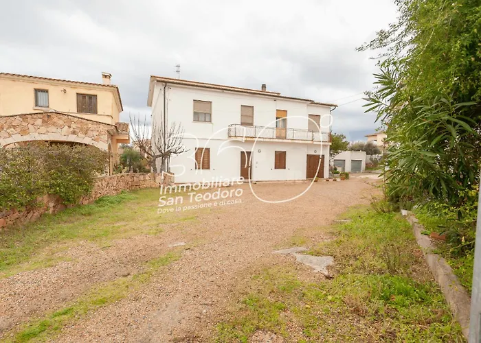 Quadri Lu Mulinu * San Teodoro (Sardinia)